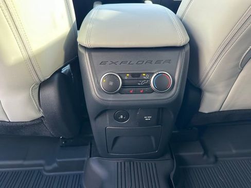 New 2026 Ford Explorer Platinum w/ LUX Leather Package image 23