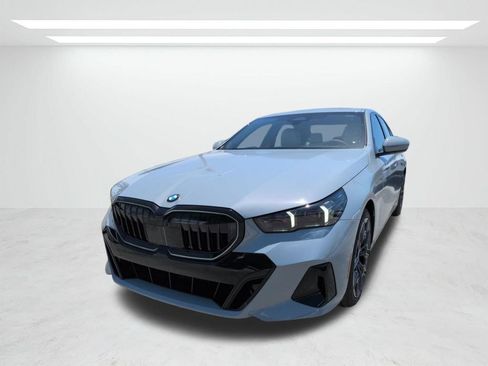 New 2027 BMW 530i w/ M Sport Package RWD image 8