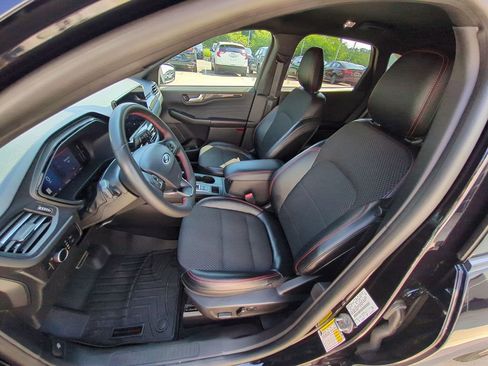Used 2023 Ford Escape ST-Line w/ Tech Pack #1 FWD image 16