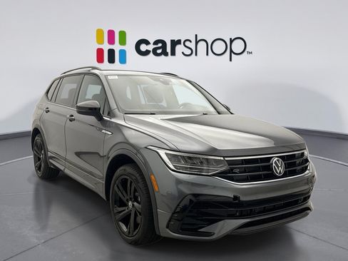 Used 2024 Volkswagen Tiguan SE R-Line AWD/4WD image 7