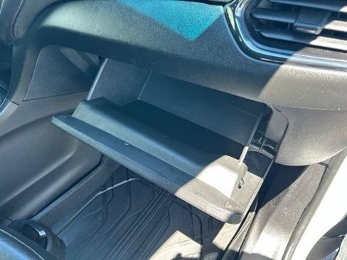 Used 2022 Chevrolet Equinox RS w/ RS Leather Package FWD image 48
