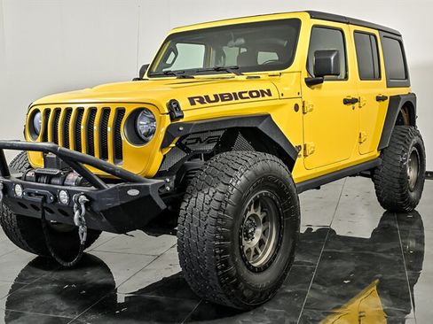 Used 2019 Jeep Wrangler Unlimited Rubicon w/ Cold Weather Group AWD/4WD image 5