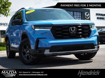 Used 2025 Honda Pilot TrailSport
