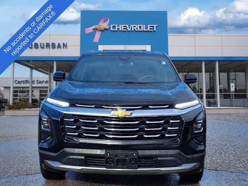 Used 2025 Chevrolet Equinox LT image 2