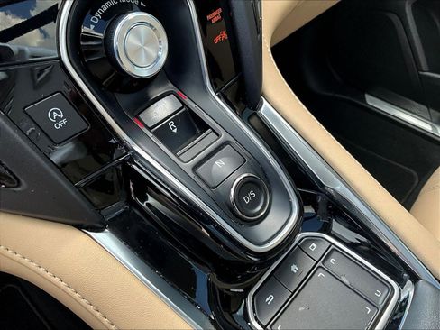 Used 2021 Acura RDX FWD w/ Technology Package image 18