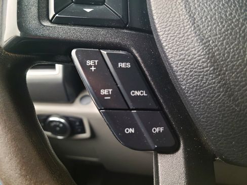 Used 2019 Ford F250 XLT image 11