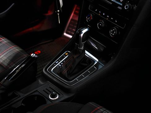 Used 2015 Volkswagen GTI S FWD image 16