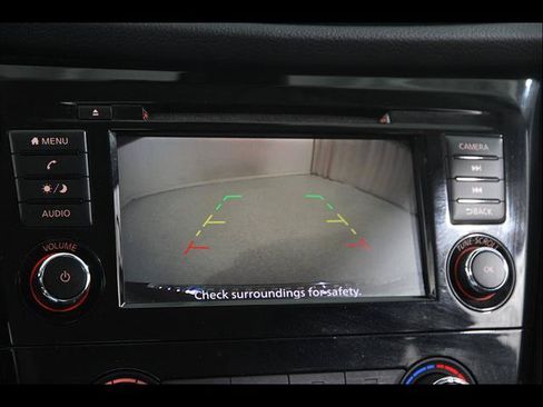 Used 2019 Nissan Rogue S AWD/4WD image 13