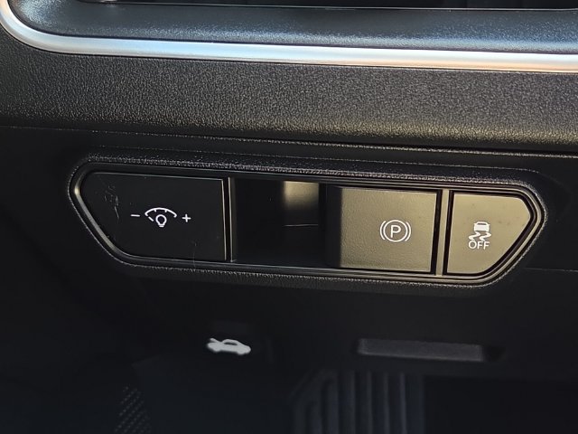 Used 2025 Kia K4 FWD image 28