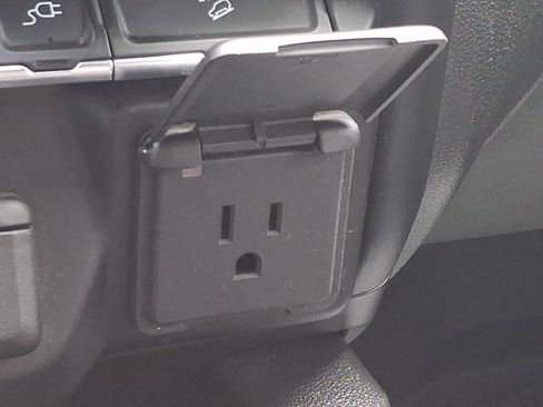 Used 2021 GMC Sierra 2500 AT4 w/ AT4 Preferred Package image 25