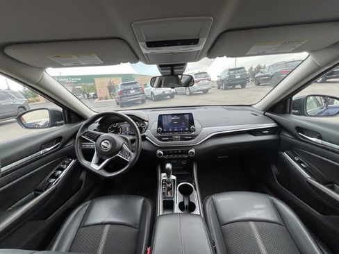 Used 2024 Nissan Altima 2.5 SR image 30