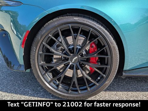 Used 2022 Aston Martin V8 Vantage Coupe image 13