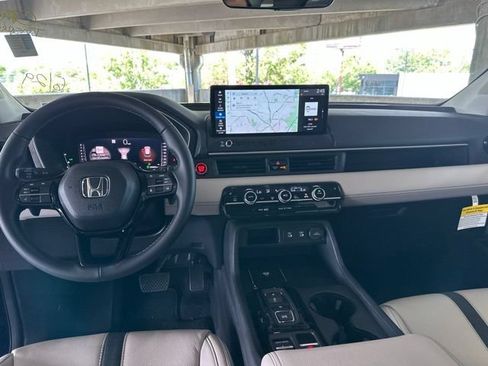 Used 2026 Honda Passport RTL image 9