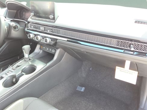 New 2026 Honda Civic Sport image 21