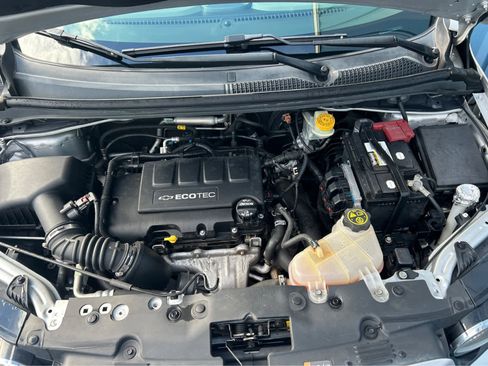 Used 2015 Chevrolet Sonic LTZ image 6