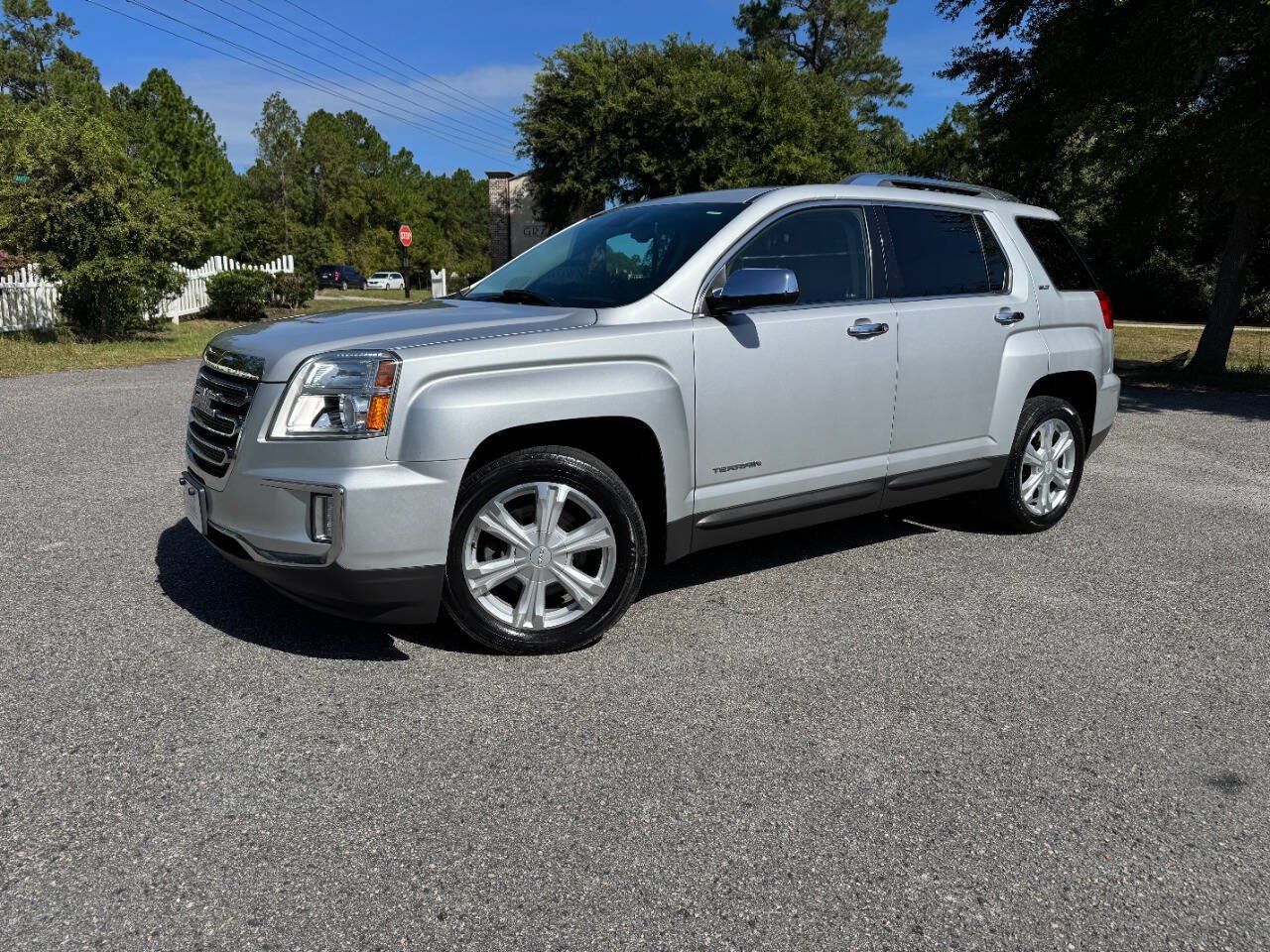 Used 2017 GMC Terrain SLT AWD/4WD image 29