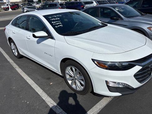 Used 2024 Chevrolet Malibu LT FWD image 8