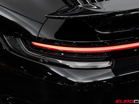 Used 2022 Porsche 911 Turbo S image 21