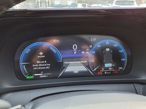 Used 2023 Toyota Crown Platinum image 21