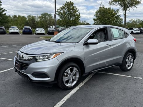 Used 2022 Honda HR-V LX image 6