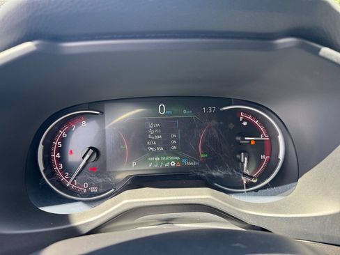 Used 2025 Toyota RAV4 LE AWD/4WD image 20