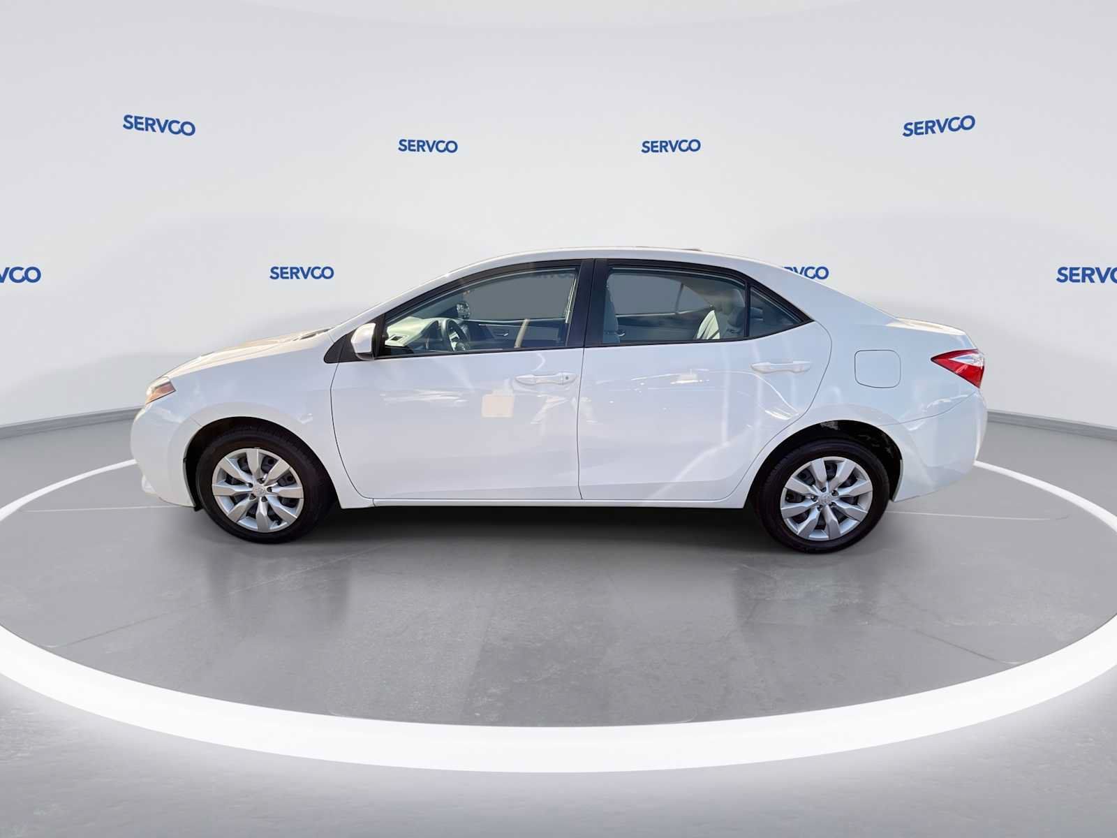 Used 2015 Toyota Corolla LE FWD image 5