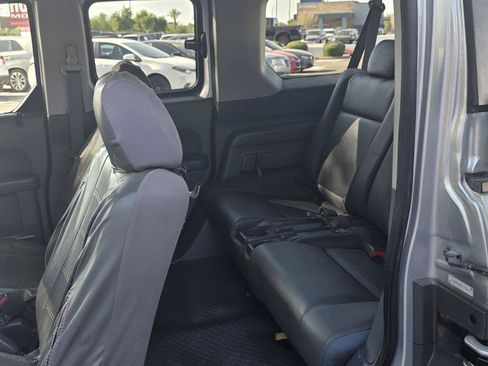 Used 2005 Honda Element LX image 16