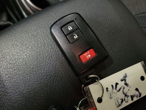 Used 2023 Toyota Tacoma TRD Off-Road image 15