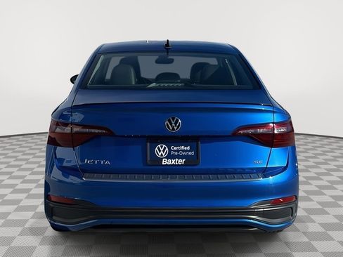Used 2023 Volkswagen Jetta SE w/ Panoramic Sunroof Package image 14