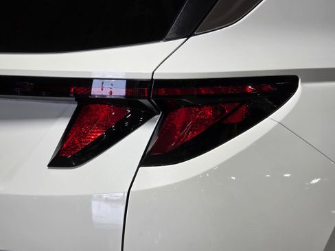 Certified 2025 Hyundai Tucson SEL FWD image 12