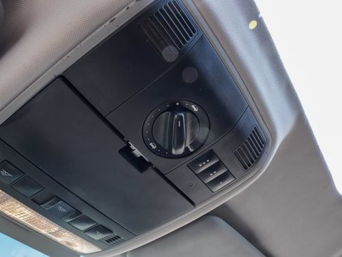 Used 2006 Porsche Cayenne AWD/4WD image 19
