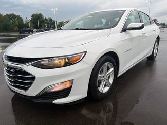 Used 2020 Chevrolet Malibu LS w/ Driver Confidence Package II FWD video 2