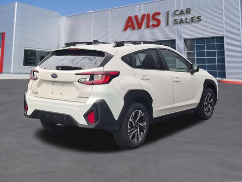 Used 2025 Subaru Crosstrek 2.5i Premium AWD/4WD image 6