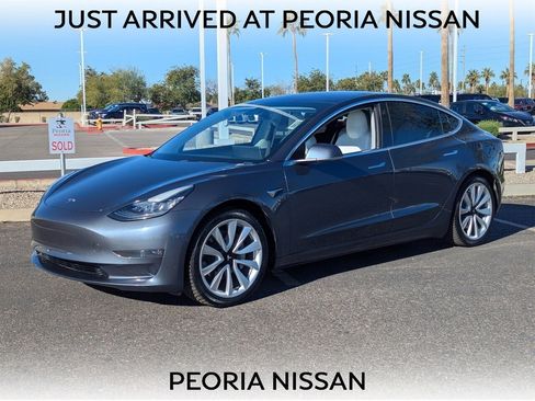 Used 2019 Tesla Model 3 Long Range image 1