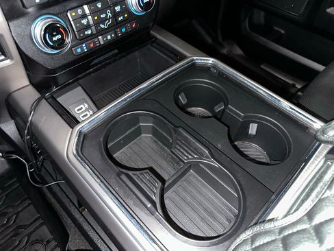 Used 2018 Ford F450 Platinum w/ Platinum Ultimate Package image 25