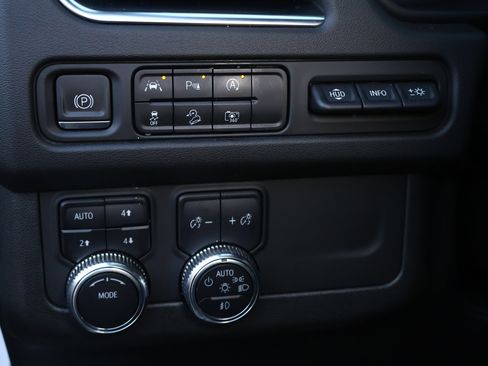 Certified 2024 GMC Yukon AT4 w/ AT4 Premium Package image 14