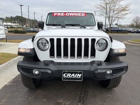 Used 2021 Jeep Wrangler Unlimited Sahara image 2