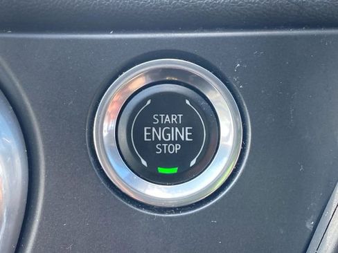 Used 2021 Chevrolet Blazer LT FWD image 16