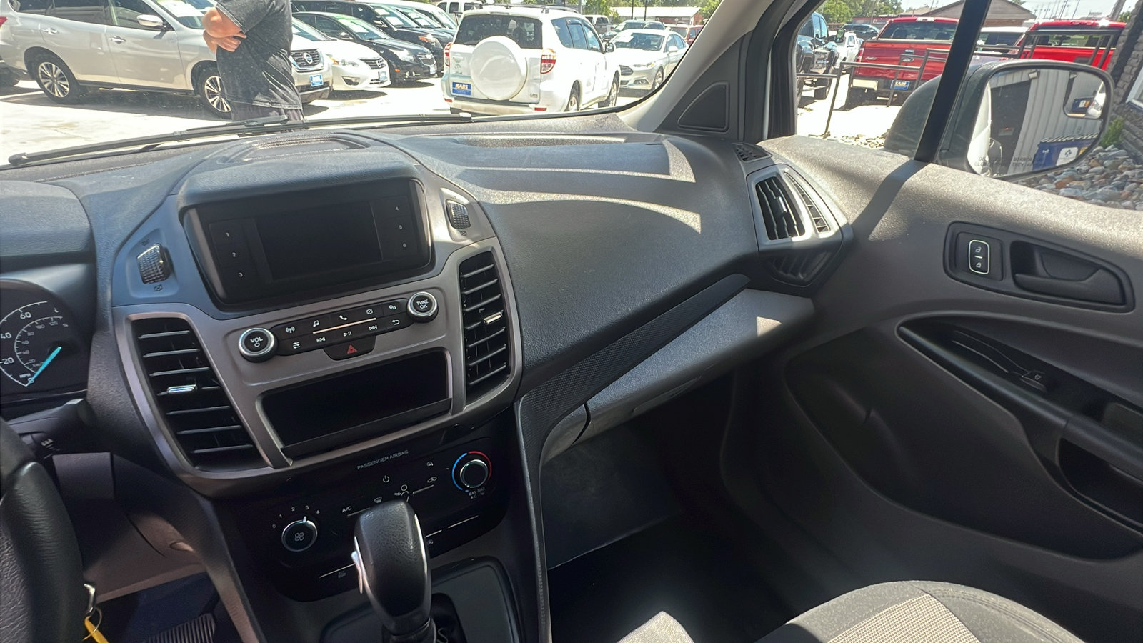 Used 2022 Ford Transit Connect XL FWD image 13