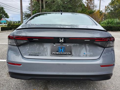 Used 2024 Honda Accord Sport image 13