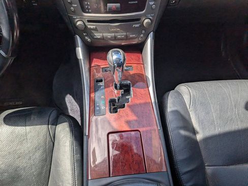 Used 2008 Lexus IS 250 AWD image 38