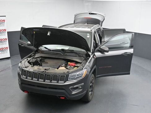 Used 2021 Jeep Compass Trailhawk AWD/4WD image 26