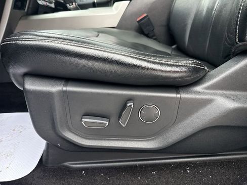 Used 2018 Ford F150 Lariat w/ Equipment Group 502A Luxury image 16