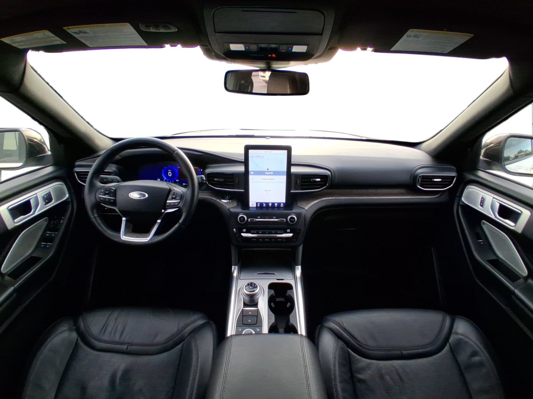 Used 2020 Ford Explorer Platinum AWD/4WD image 13