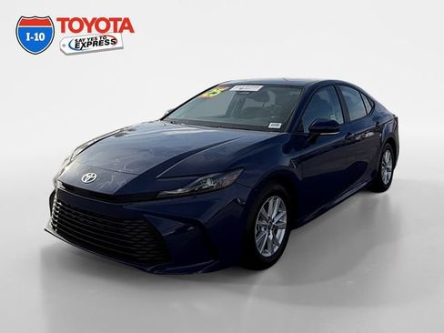 Certified 2025 Toyota Camry LE FWD image 1