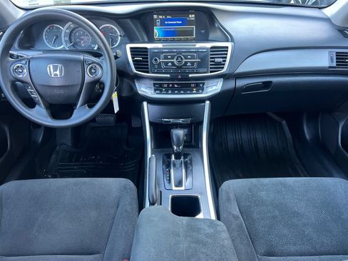 Used 2013 Honda Accord LX image 3