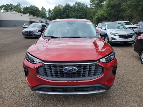 Used 2025 Ford Escape Active FWD image 3