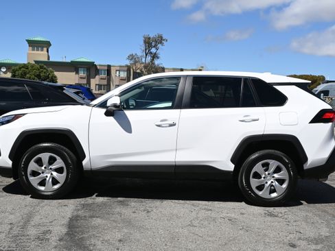 Used 2023 Toyota RAV4 LE image 2