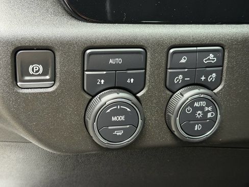 Used 2024 Chevrolet Silverado 1500 RST w/ Rally Edition image 31