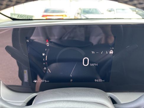 Used 2025 Buick Encore GX Preferred image 11